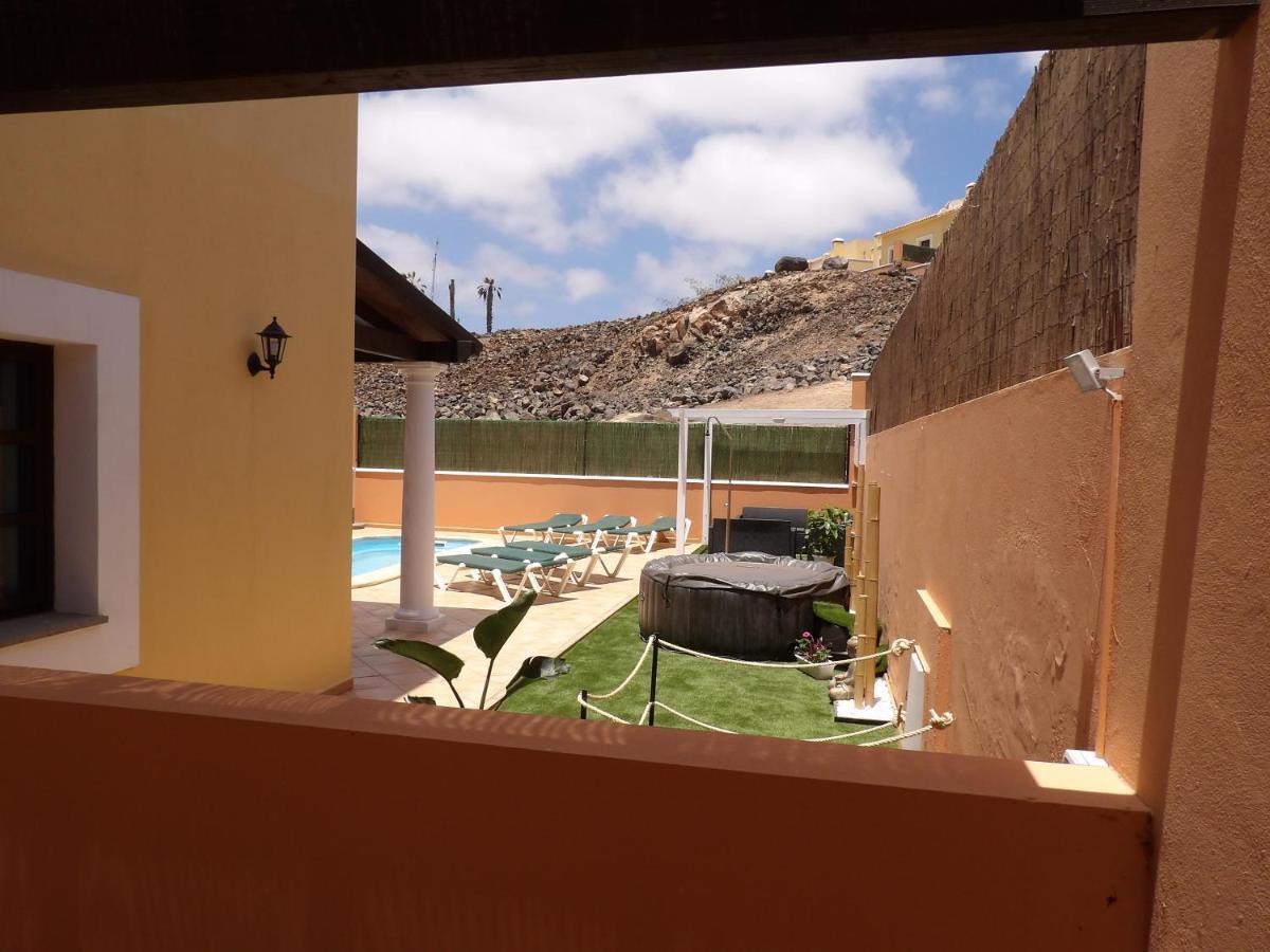 Villas Brujula Company Corralejo Exterior photo